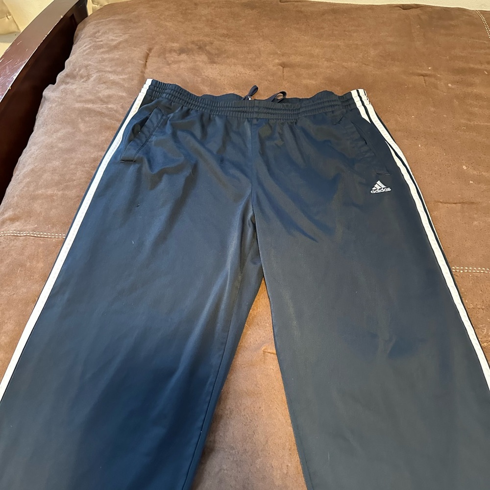 Men’s Adidas pants